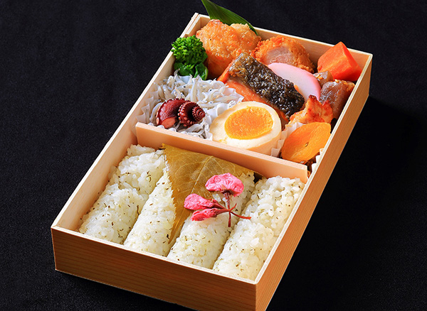 例）桜弁当幕の内（春）